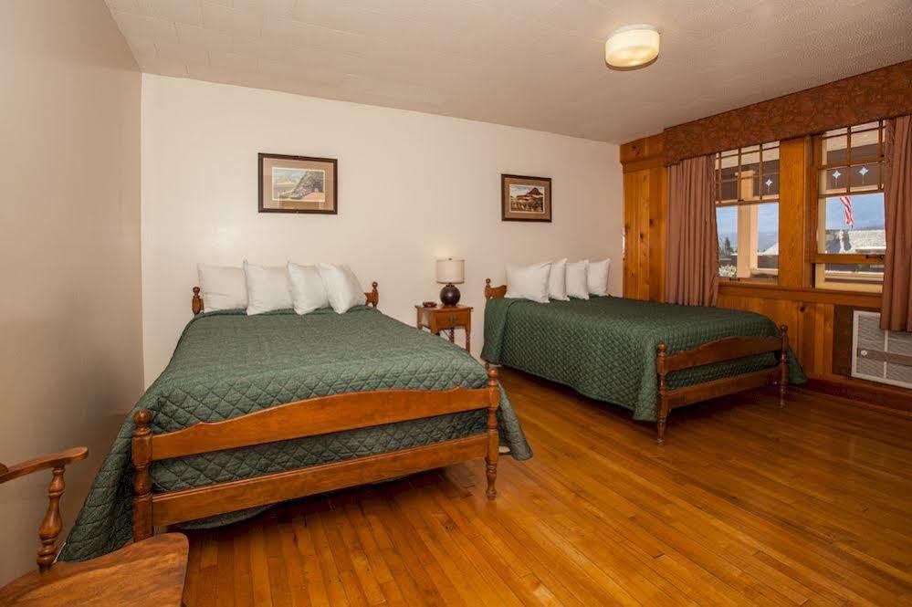 Rising Sun Motor Inn East Glacier Park Village Ngoại thất bức ảnh